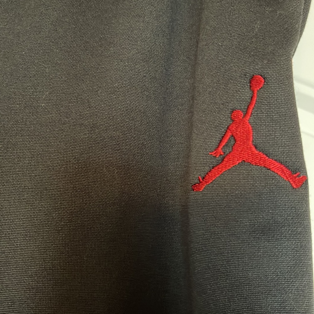 Boys Nike Air Jordan - Large EUC